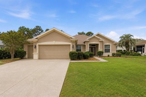 Villa ou maison à Summerfield, Floride 3 chambres, 197.7 m2 № 2147760