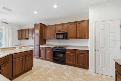 Villa ou maison à vendre à Summerfield, Floride: 3 chambres, 197.7 m2 № 2147760 - photo 8