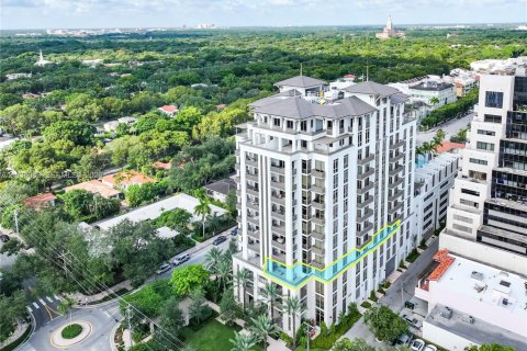 Condominio en Coral Gables, Florida, 3 dormitorios  № 1998452