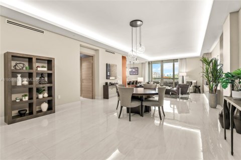 Condominio en venta en Coral Gables, Florida, 3 dormitorios, 265.33 m2 № 1998452 - foto 6