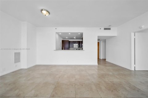 Apartamento en alquiler en North Bay Village, Florida, 2 dormitorios, 95.69 m2 № 1975386 - foto 12