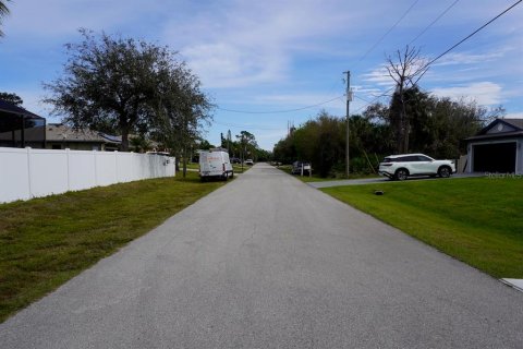 Land in North Port, Florida № 1592463 - photo 9