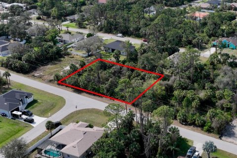 Land in North Port, Florida № 1592463 - photo 1