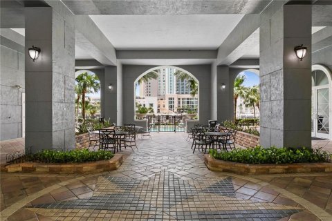 Condominio en venta en Tampa, Florida, 2 dormitorios, 89.84 m2 № 2167688 - foto 17