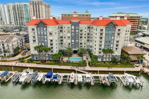 Condominio en venta en Tampa, Florida, 2 dormitorios, 89.84 m2 № 2167688 - foto 3