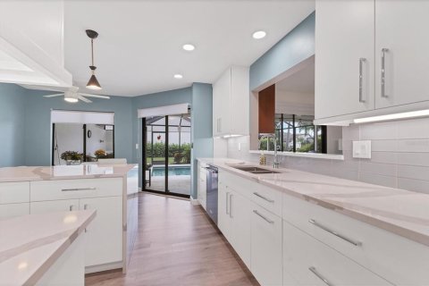 Casa en venta en Sarasota, Florida, 3 dormitorios, 172.33 m2 № 1898555 - foto 10