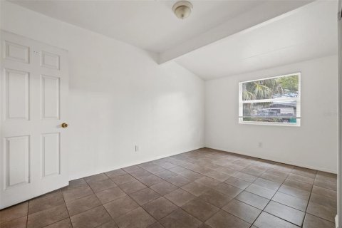 Immobilier commercial à vendre à Largo, Floride: 4 chambres, 134.89 m2 № 1572127 - photo 11
