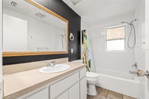 Immobilier commercial à vendre à Largo, Floride: 4 chambres, 134.89 m2 № 1572127 - photo 13