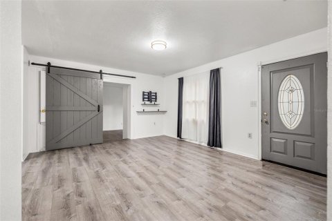 Immobilier commercial à vendre à Largo, Floride: 4 chambres, 134.89 m2 № 1572127 - photo 3