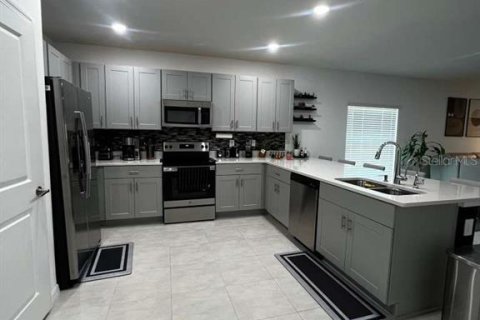 Villa ou maison à vendre à Haines City, Floride: 3 chambres, 148.92 m2 № 2113257 - photo 5