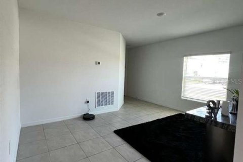 Villa ou maison à vendre à Haines City, Floride: 3 chambres, 148.92 m2 № 2113257 - photo 8