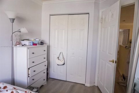 Купить виллу или дом в Лейк-Уорт, Флорида 1 комната, 183.48м2, № 1927121 - фото 27