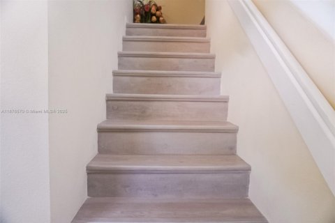 Купить виллу или дом в Лейк-Уорт, Флорида 1 комната, 183.48м2, № 1927121 - фото 18