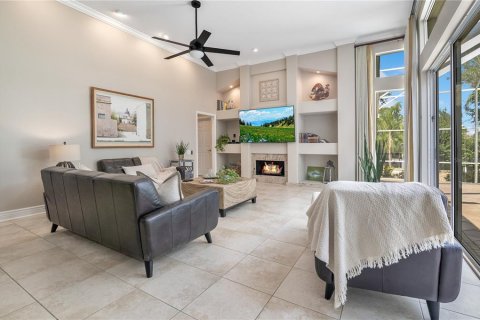 House in Windermere, Florida 4 bedrooms, 312.06 sq.m. № 1831844 - photo 16