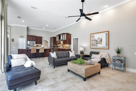 House in Windermere, Florida 4 bedrooms, 312.06 sq.m. № 1831844 - photo 15