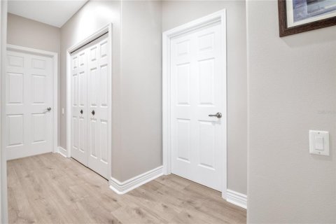 House in Windermere, Florida 4 bedrooms, 312.06 sq.m. № 1831844 - photo 29