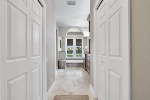 House in Windermere, Florida 4 bedrooms, 312.06 sq.m. № 1831844 - photo 25