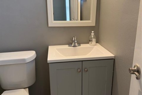 Condo in Bradenton, Florida, 2 bedrooms  № 1554733 - photo 8