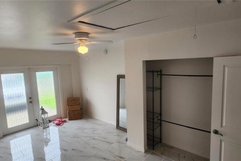 Villa ou maison à vendre à Port Charlotte, Floride: 3 chambres, 106.09 m2 № 2399328 - photo 16