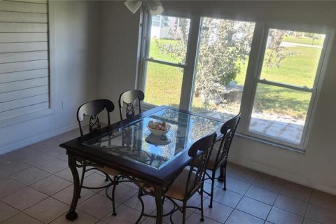Villa ou maison à vendre à Port Charlotte, Floride: 3 chambres, 106.09 m2 № 2399328 - photo 11