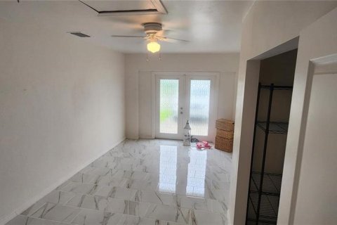 Villa ou maison à vendre à Port Charlotte, Floride: 3 chambres, 106.09 m2 № 2399328 - photo 15