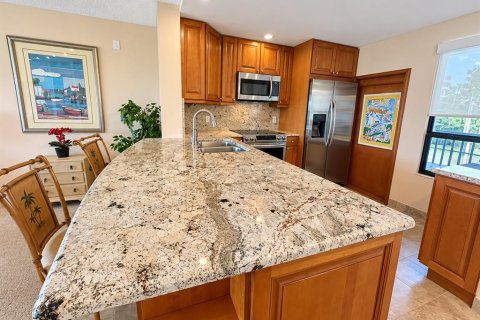 Condo in Clearwater, Florida, 1 bedroom  № 2395872 - photo 9