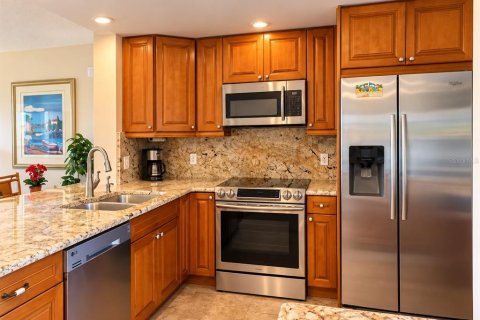 Condo in Clearwater, Florida, 1 bedroom  № 2395872 - photo 4