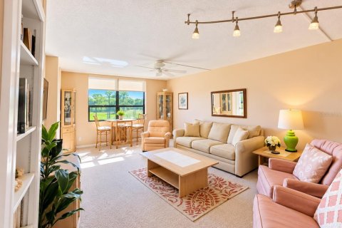 Condo in Clearwater, Florida, 1 bedroom  № 2395872 - photo 12