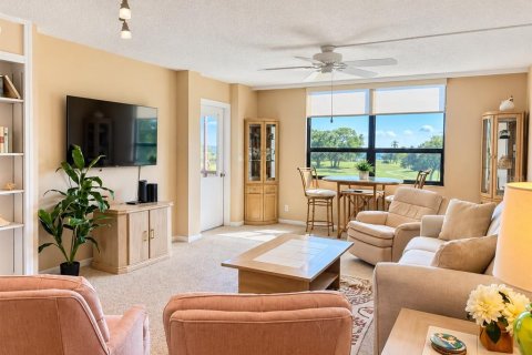 Condo in Clearwater, Florida, 1 bedroom  № 2395872 - photo 13