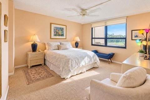 Condo in Clearwater, Florida, 1 bedroom  № 2395872 - photo 21