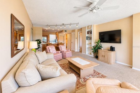 Condo in Clearwater, Florida, 1 bedroom  № 2395872 - photo 16