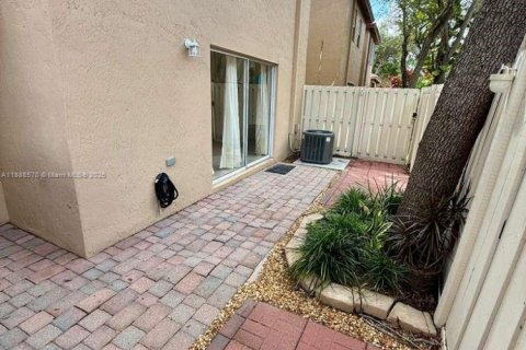 Touwnhouse à louer à Weston, Floride: 3 chambres, 142.51 m2 № 1938770 - photo 18