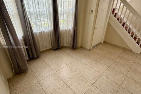 Touwnhouse à louer à Weston, Floride: 3 chambres, 142.51 m2 № 1938770 - photo 9