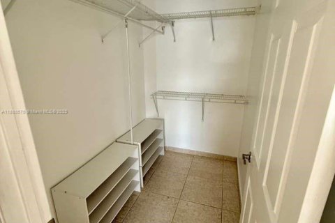 Touwnhouse à louer à Weston, Floride: 3 chambres, 142.51 m2 № 1938770 - photo 24