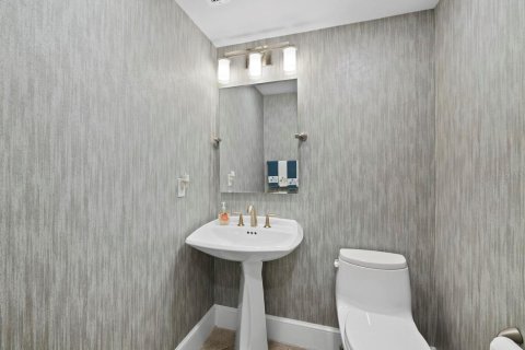 Condo in Longboat Key, Florida, 3 bedrooms № 2220509 - photo 21