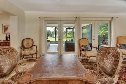 House in DeLand, Florida 4 bedrooms, 232.07 sq.m. № 1882987 - photo 25