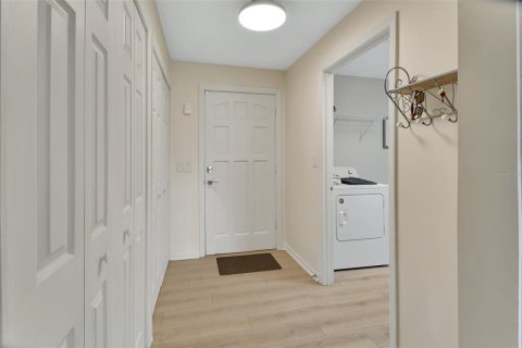House in DeLand, Florida 4 bedrooms, 232.07 sq.m. № 1882987 - photo 20