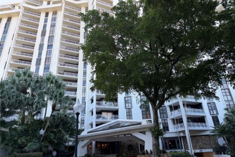 Copropriété à vendre à Miami, Floride: 1 chambre, 142.6 m2 № 1995048 - photo 20