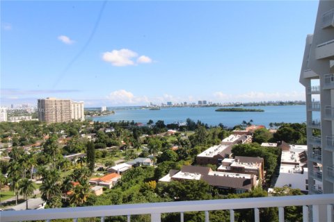 Copropriété à vendre à Miami, Floride: 1 chambre, 142.6 m2 № 1995048 - photo 14