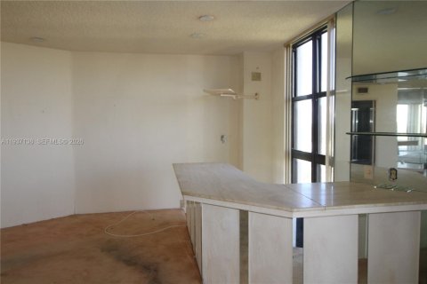 Copropriété à vendre à Miami, Floride: 1 chambre, 142.6 m2 № 1995048 - photo 6