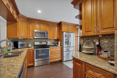 Casa en venta en Coconut Creek, Florida, 3 dormitorios, 121.7 m2 № 1967041 - foto 9