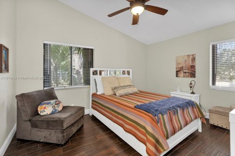 Casa en venta en Coconut Creek, Florida, 3 dormitorios, 121.7 m2 № 1967041 - foto 19
