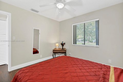 Casa en venta en Coconut Creek, Florida, 3 dormitorios, 121.7 m2 № 1967041 - foto 15