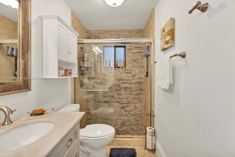 Casa en venta en Coconut Creek, Florida, 3 dormitorios, 121.7 m2 № 1967041 - foto 24