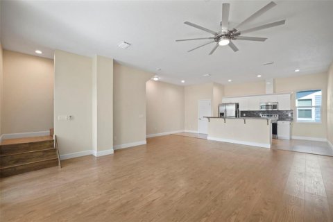 Touwnhouse à vendre à Tampa, Floride: 3 chambres, 204.38 m2 № 1909973 - photo 9