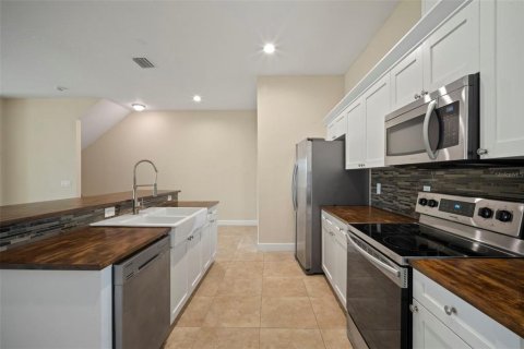 Touwnhouse à vendre à Tampa, Floride: 3 chambres, 204.38 m2 № 1909973 - photo 11