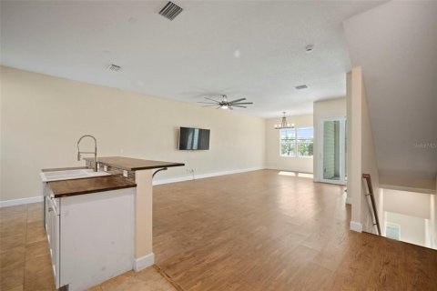 Touwnhouse à vendre à Tampa, Floride: 3 chambres, 204.38 m2 № 1909973 - photo 22
