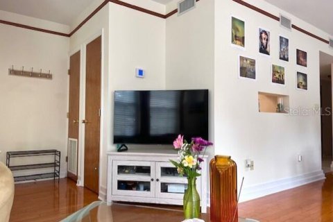 Condominio en venta en Gainesville, Florida, 2 dormitorios, 92.9 m2 № 1879227 - foto 4