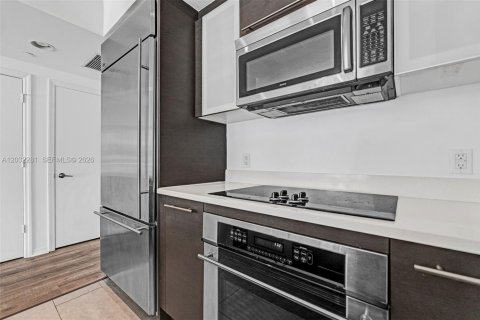Купить кондоминиум в Майами, Флорида 1 спальня, 68.56м2, № 2083910 - фото 12