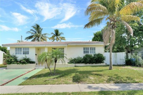 Villa ou maison à Oakland Park, Floride 3 chambres, 151.62 m2 № 2382977